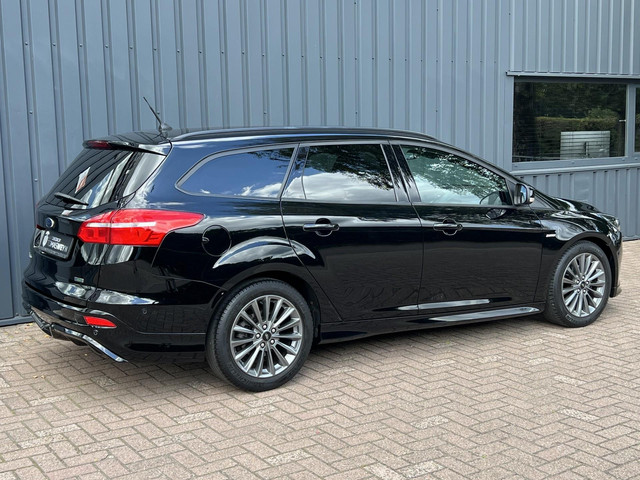 Foto 4 van Ford Focus Wagon 1.0 ST-Line NAVIGATIE!/140 PK!/ONDERHOUDEN!/