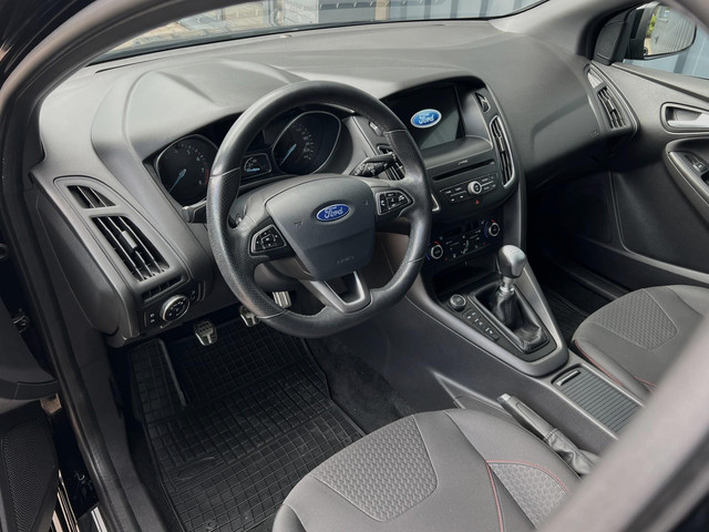 Foto 8 van Ford Focus Wagon 1.0 ST-Line NAVIGATIE!/140 PK!/ONDERHOUDEN!/