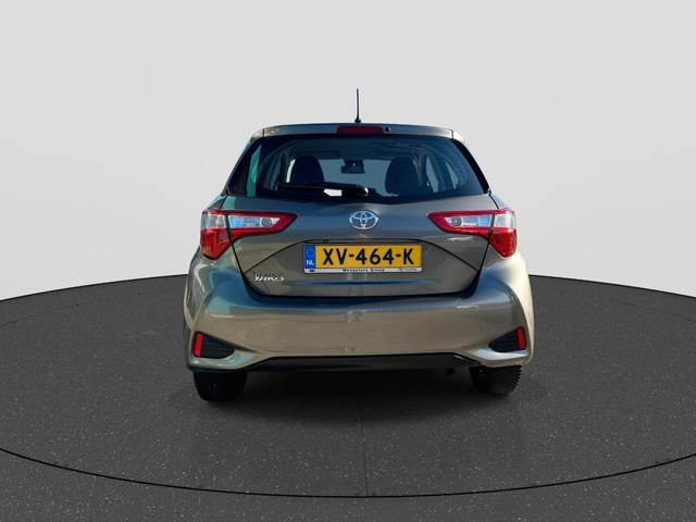 Foto 4 van Toyota Yaris 1.5 VVT-i Active RIJKLAAR | Climate Control | Cruise Control | Camera