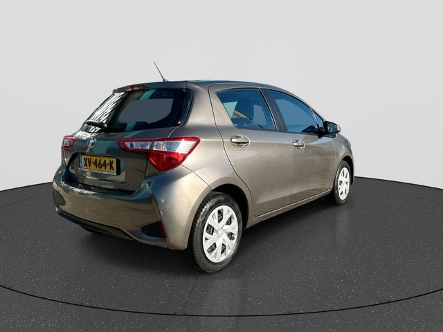 Foto 5 van Toyota Yaris 1.5 VVT-i Active RIJKLAAR | Climate Control | Cruise Control | Camera