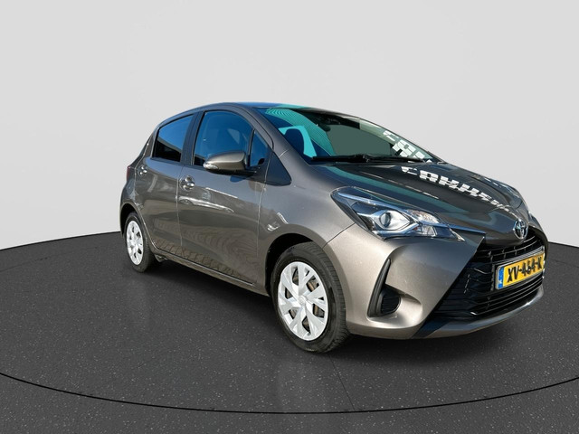 Foto 7 van Toyota Yaris 1.5 VVT-i Active RIJKLAAR | Climate Control | Cruise Control | Camera