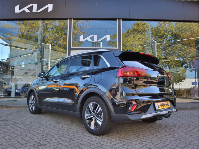 Foto 4 van Kia Niro 1.6 GDi Hybrid DynamicPlusLine | Leder | Stoel- & Stuurverwarming | Dodehoek Assistentie |