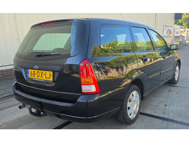 Foto 5 van Ford Focus Wagon 1.6-16V Trend