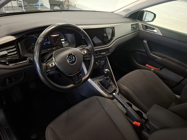 Foto 3 van Volkswagen Polo 1.0 TSI Comfortline 1e Eigenaar Trekhaak Navigatie Mooi!