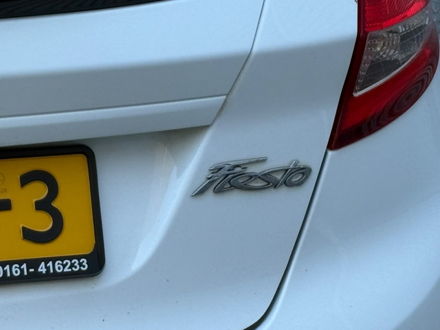 Foto 3 van Ford Fiesta 1.25 Titanium 5 Deurs Airco Cruise Control APK