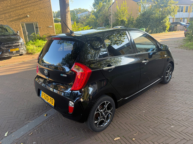 Foto 8 van Kia Picanto Tweede eigenaar / 97.000 NAP / Airco / Leuke uitvoering