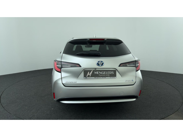 Foto 8 van Toyota Corolla Touring Sports 1.8 Hybrid Business Plus | Rijklaar | Stoelverwarming |