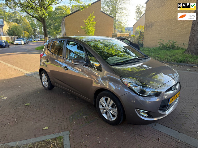 Foto 10 van Hyundai Ix20 AUTOMAAT / Tweede eigenaar / Airco / Nette auto
