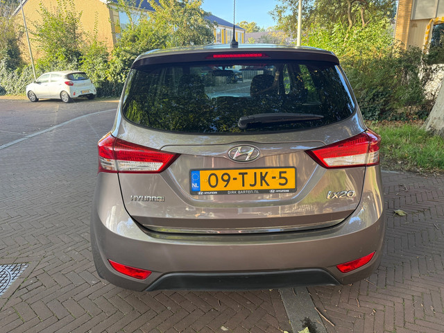 Foto 7 van Hyundai Ix20 AUTOMAAT / Tweede eigenaar / Airco / Nette auto