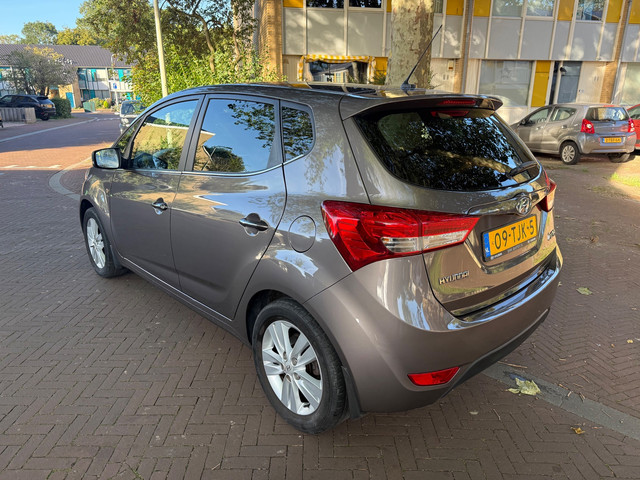 Foto 6 van Hyundai Ix20 AUTOMAAT / Tweede eigenaar / Airco / Nette auto
