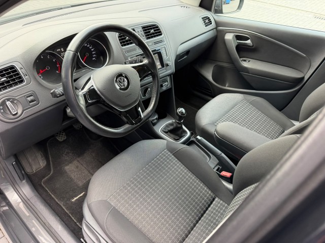 Foto 4 van VOLKSWAGEN POLO 1.2 TSI Comfortline / Airco, Bluetooth, AUX, Trekhaak, Cruise control