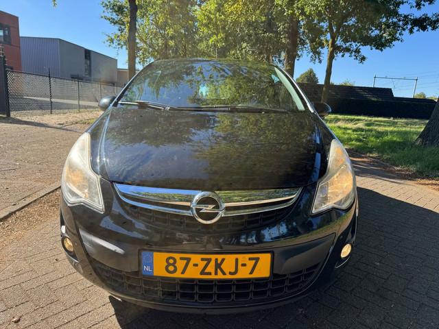 Foto 9 van Opel Corsa 1.2 EcoFlex 2013 Anniversay Edition LPG