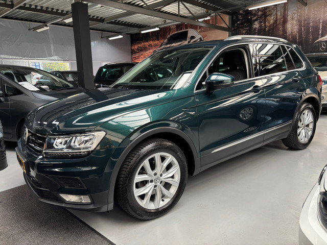 Foto 10 van Volkswagen Tiguan 1.4 TSI Connected Series / Navi /Virtual