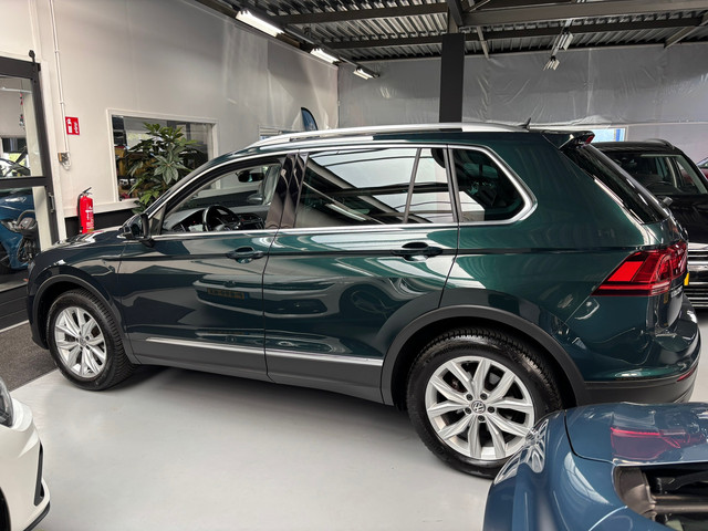 Foto 9 van Volkswagen Tiguan 1.4 TSI Connected Series / Navi /Virtual