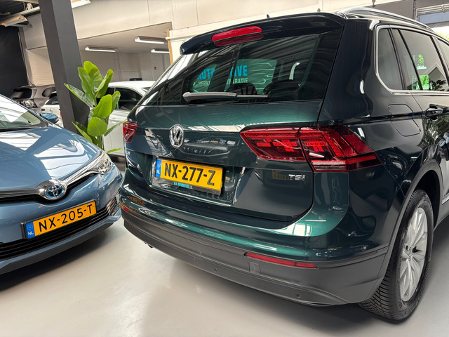 Foto 7 van Volkswagen Tiguan 1.4 TSI Connected Series / Navi /Virtual