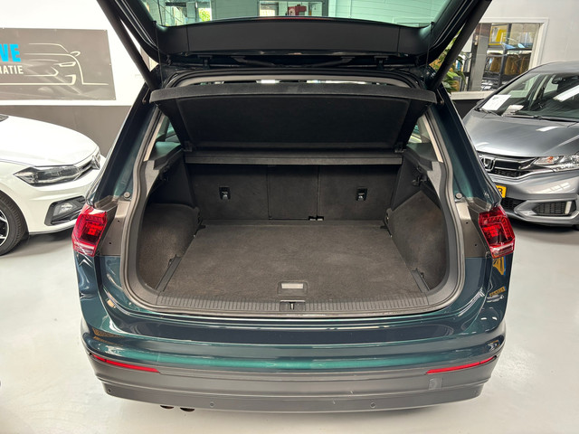 Foto 2 van Volkswagen Tiguan 1.4 TSI Connected Series / Navi /Virtual