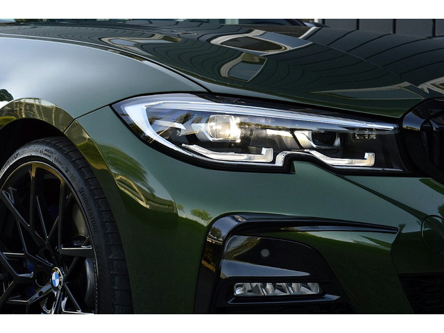 Foto 6 van BMW 3-serie 320i M-Sport Indivdual Rijklaarprijs-Garantie Schuifdak Leder Interieur Apple/Android Le