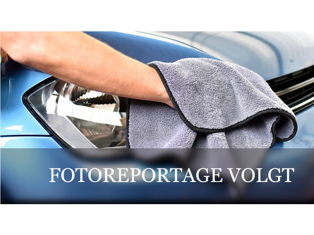 Foto 7 van Toyota Yaris 1.5 Hybrid Trend - Black Sand Pearl - Nav/Cruise/Carplay