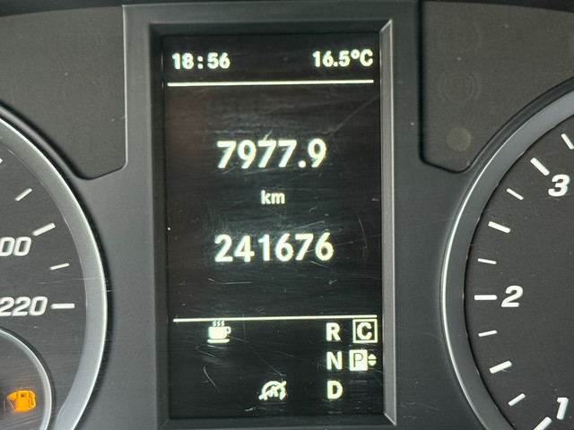 Foto 7 van Mercedes-Benz Vito Tourer 116 CDI Pro Lang / 8 zitplaatsen kenteken / Ideaal Camper Bouw / Automaat