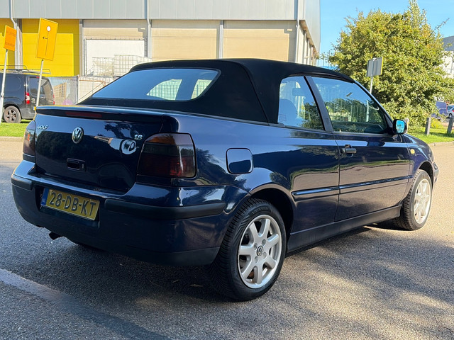 Foto 8 van Volkswagen Golf Cabriolet 1.8 Trendline 113DKM! Velgen! 1999!