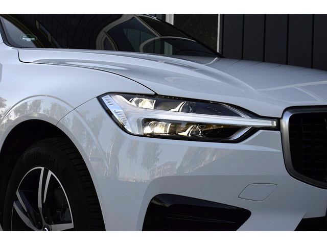 Foto 6 van Volvo XC60 2.0 T6 AWD R-Design Rijklaarprijs-Garantie Panorama dak Trekhaak Apple/Android Led Camera