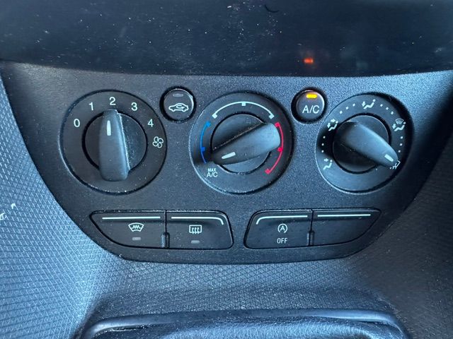 Foto 8 van Ford Transit Connect 1.5 TDCI L2 Trend 3 Zits Euro6 136.000km Airco,Cruisecontrol,Camera