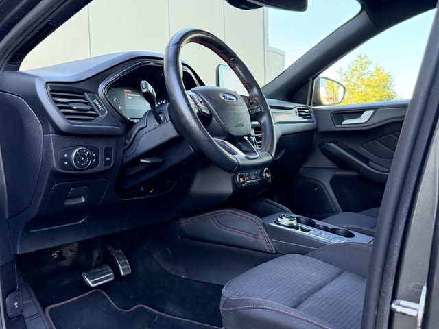 Foto 2 van Ford FOCUS Wagon 1.5 ST Line - automaat - camera - navi - airco -