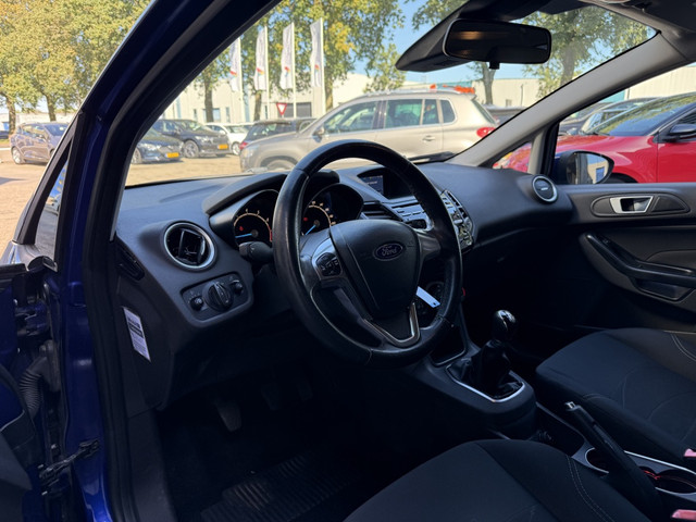 Foto 9 van Ford Fiesta 1.0 EcoB. Titanium (bj 2014)