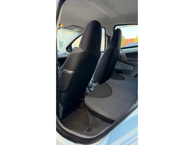 Toyota Aygo 1.0 5Deurs - Airco - Centraal vergrendeling -