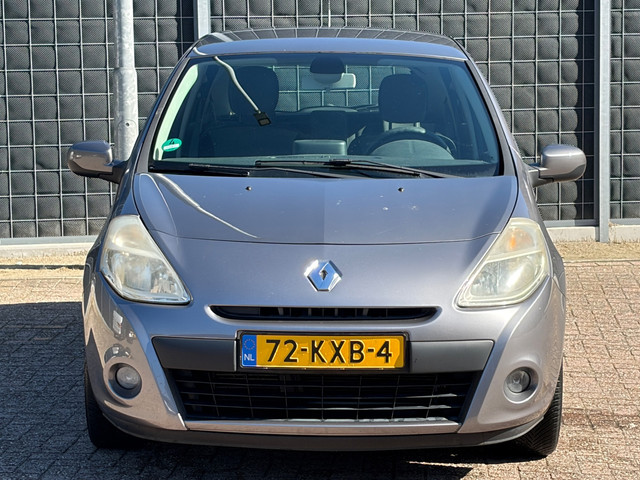 Foto 3 van Renault Clio 1.2 TCe Sélection Business