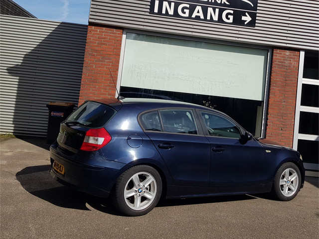 Foto 6 van BMW 1-serie 118i 2e Eig 1/2 Leder Sportint Cruise Airco