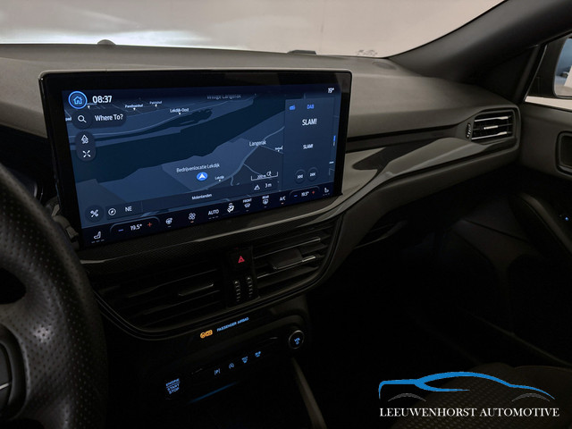 Foto 2 van Ford FOCUS Wagon 1.0 EcoBoost Hybrid ST Line Stoel-stuur verwarming, Apple carplay, clima, cruise, c