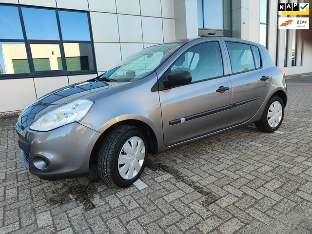Foto 10 van Renault Clio 1.2 TCe Special Line 16422 km !!! Uniek!1e eigenaresse