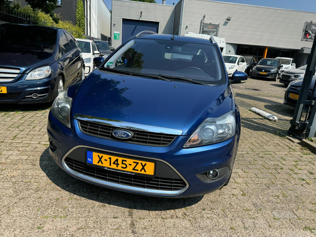 Foto 6 van Ford Focus Wagon 1.8 Titanium Flexi Fuel clima, elec pakket, alu wielen, getint glas navigatie, 107.