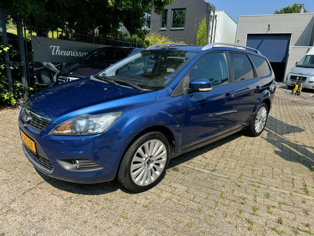 Foto 9 van Ford Focus Wagon 1.8 Titanium Flexi Fuel clima, elec pakket, alu wielen, getint glas navigatie, 107.