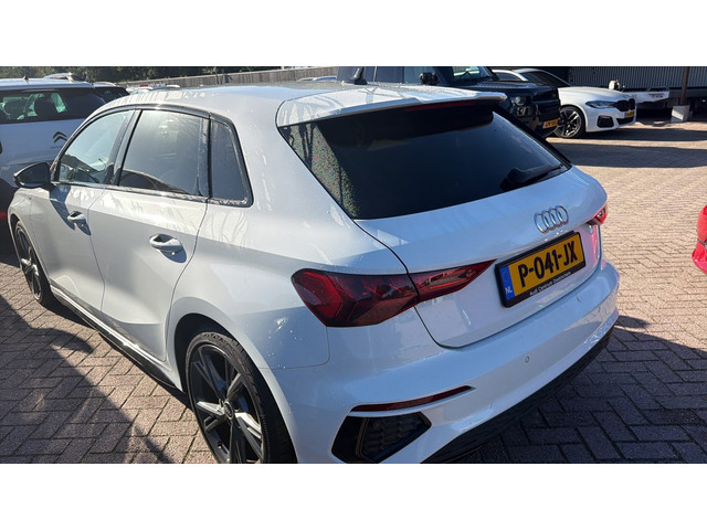 Foto 5 van Audi A3 Sportback 35 TFSI S edition Automaat | Airco | CarPlay | Virt. Cockpit | Vol opties | Inruil