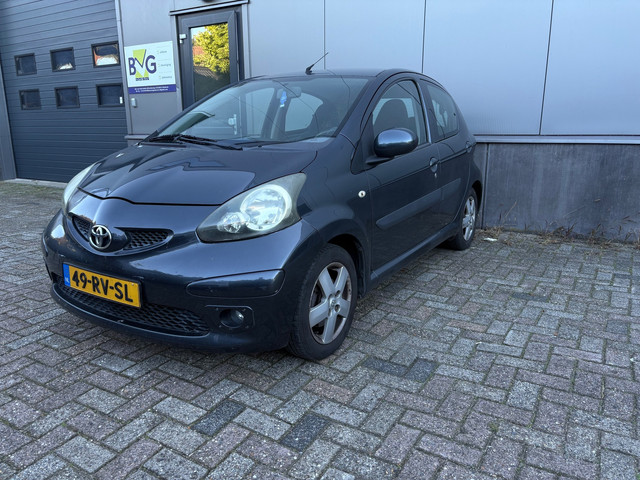 Foto 2 van Toyota Aygo 1.0-12V Sport|Airco|Nieuw Apk