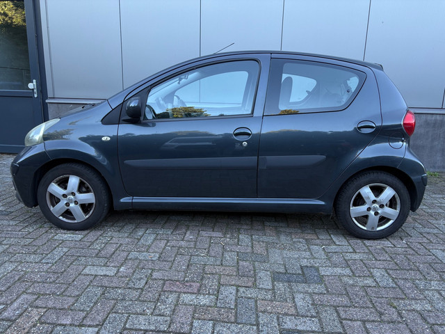 Foto 5 van Toyota Aygo 1.0-12V Sport|Airco|Nieuw Apk