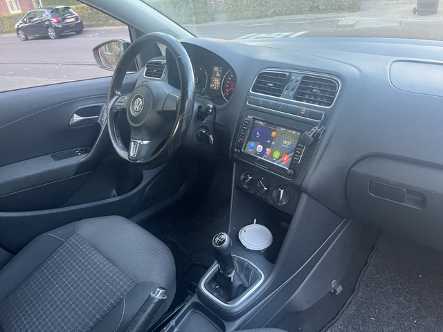 Foto 6 van Volkswagen Polo 1.2 TDI Bleumotion Clima Bleutooth Navigatie