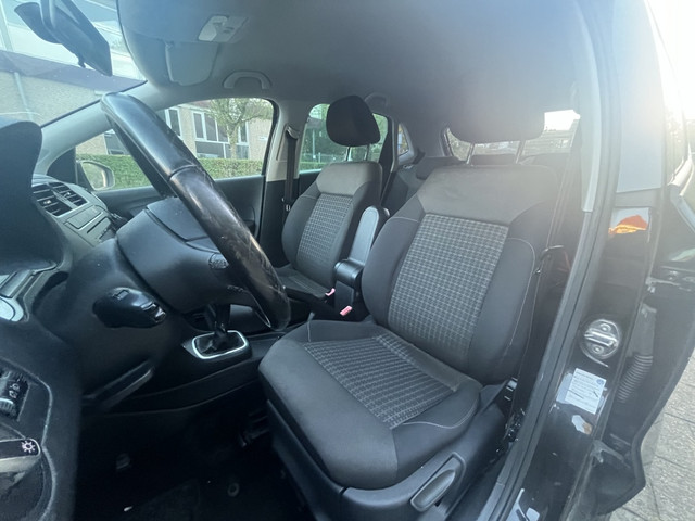 Foto 8 van Volkswagen Polo 1.2 TDI Bleumotion Clima Bleutooth Navigatie