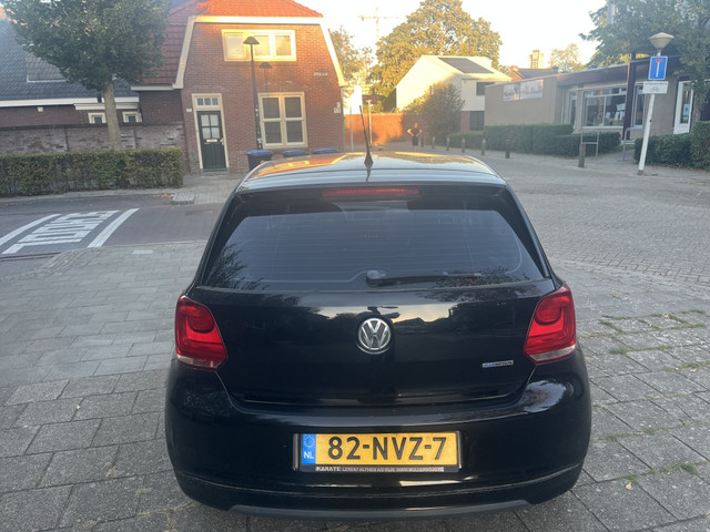 Foto 2 van Volkswagen Polo 1.2 TDI Bleumotion Clima Bleutooth Navigatie