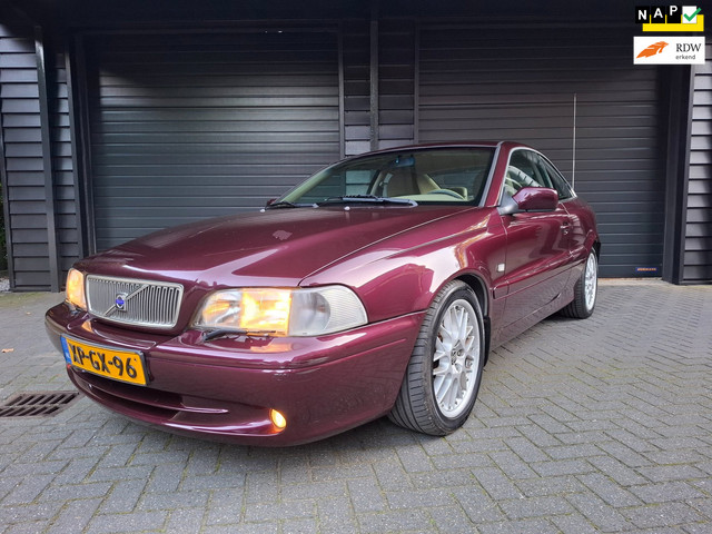 Volvo C70 Coupé 2.3 T-5 Prestige AUT 239 PK luxe auto