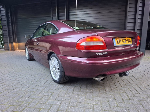 Foto 5 van Volvo C70 Coupé 2.3 T-5 Prestige AUT 239 PK luxe auto