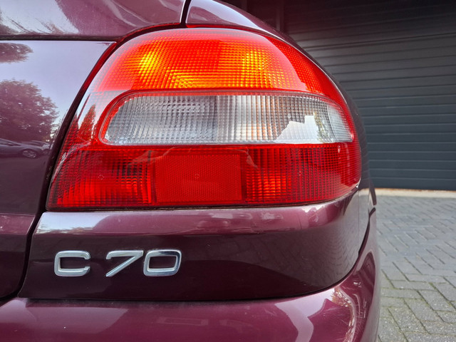Foto 7 van Volvo C70 Coupé 2.3 T-5 Prestige AUT 239 PK luxe auto
