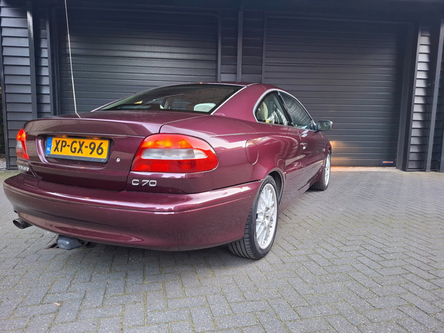 Foto 9 van Volvo C70 Coupé 2.3 T-5 Prestige AUT 239 PK luxe auto