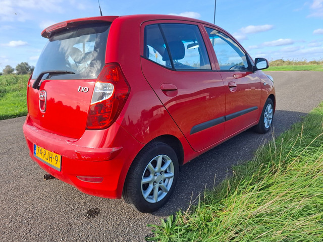 Foto 6 van Hyundai I10 1.1 i-Drive Cool Keering lek