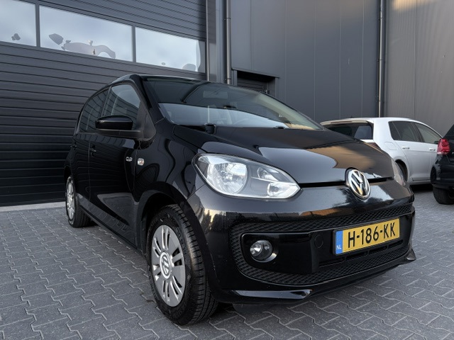 Foto 3 van Volkswagen Up! 1.0 BlueMotion|CUP uitv|Stoel verw|Bluetooth|5 deurs|Airco|EL ramen|