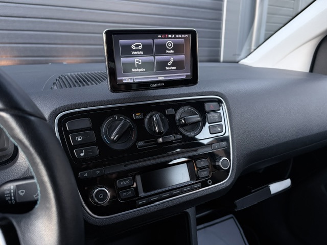 Foto 10 van Volkswagen Up! 1.0 BlueMotion|CUP uitv|Stoel verw|Bluetooth|5 deurs|Airco|EL ramen|
