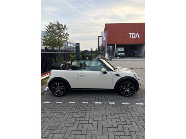 Foto 5 van Mini Cabrio 1.6 Cooper Chili - Cabrio - Cruise - Airco
