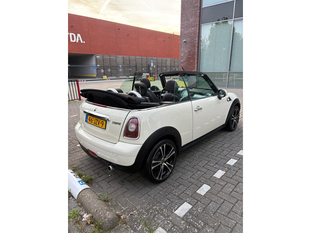 Foto 6 van Mini Cabrio 1.6 Cooper Chili - Cabrio - Cruise - Airco